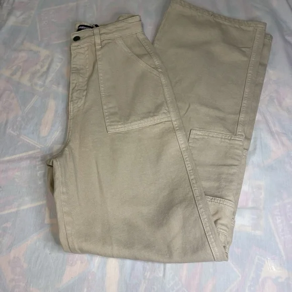 PrettyLittleThing Cream Cargo Pants - Picture 5 of 9